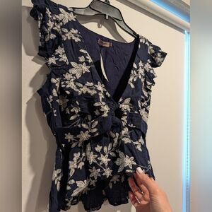 Floral Navy Top